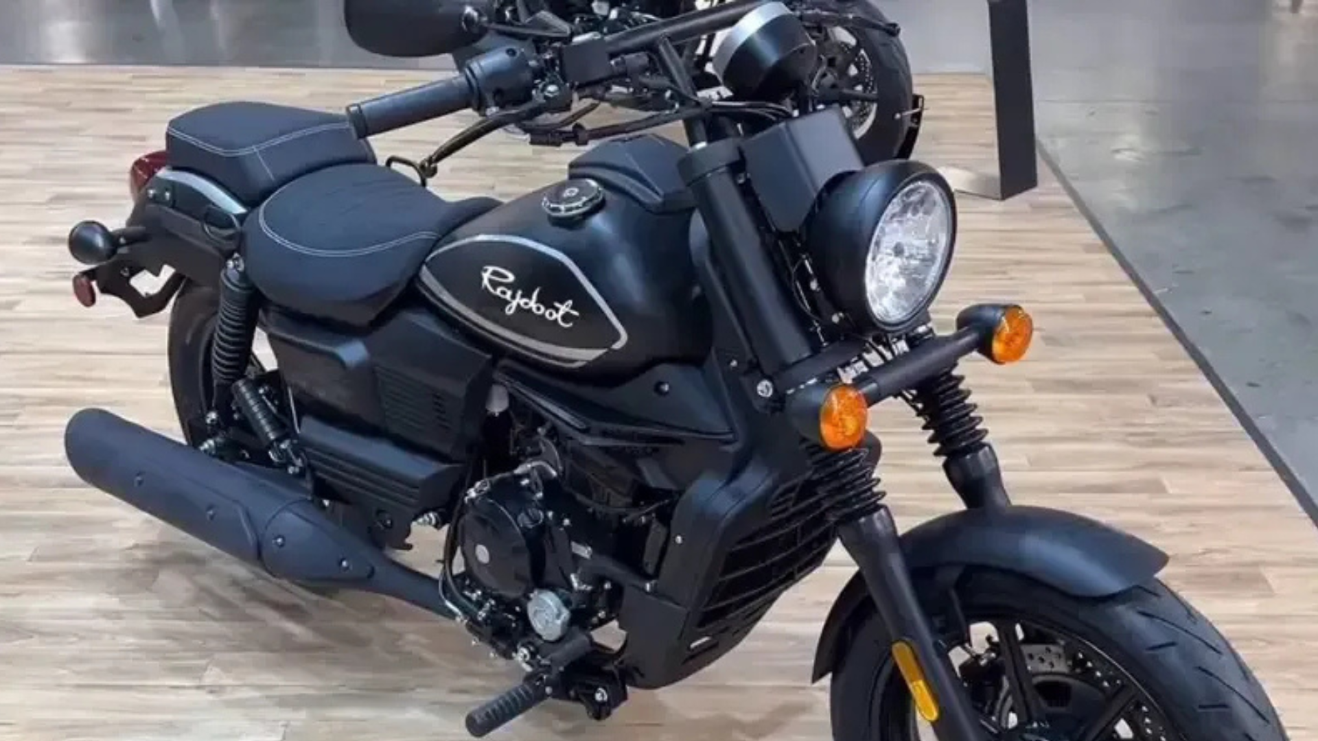 New Rajdoot 350 2025! Retro Charm Returns with 72 km/l Mileage at Just ₹69,000